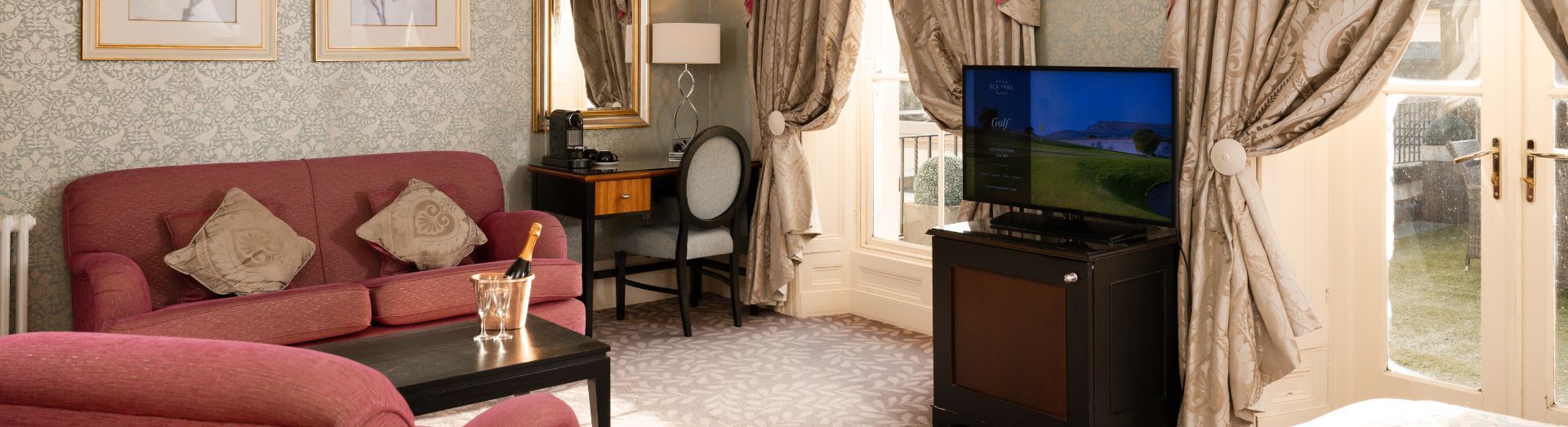 luxury suite `