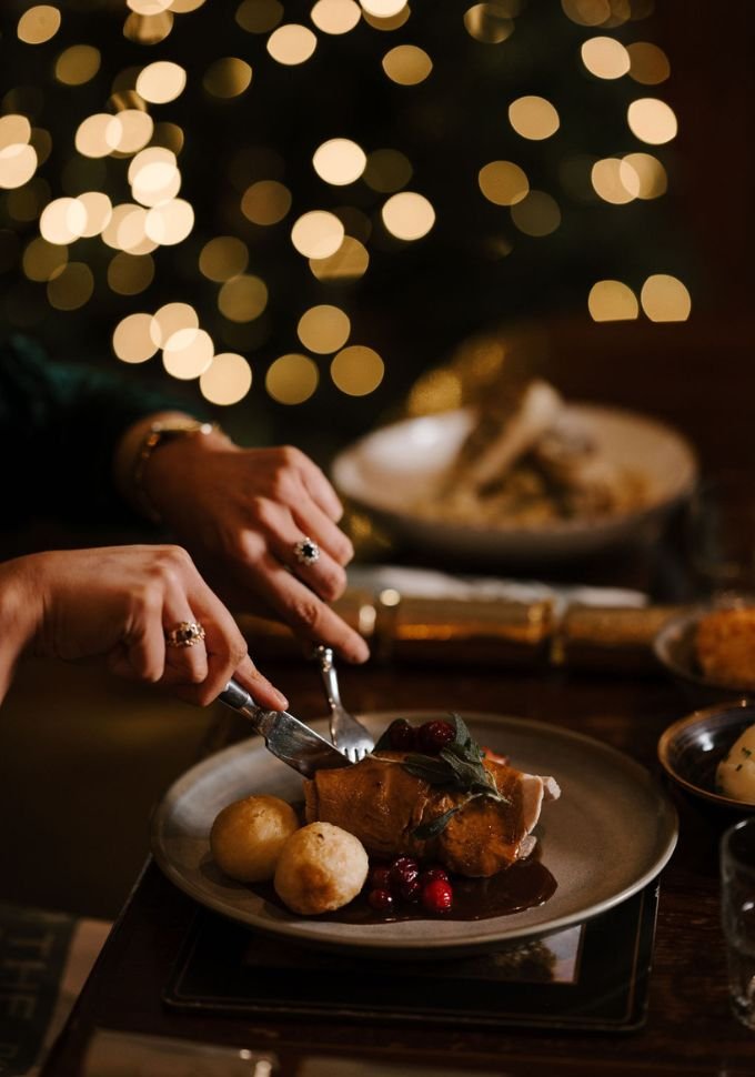 Christmas day dining www.roeparkresort.com