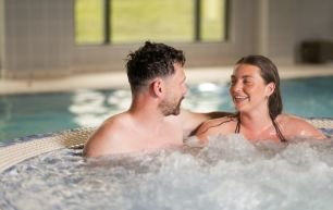 Info card   a new year break www.roeparkresort.com
