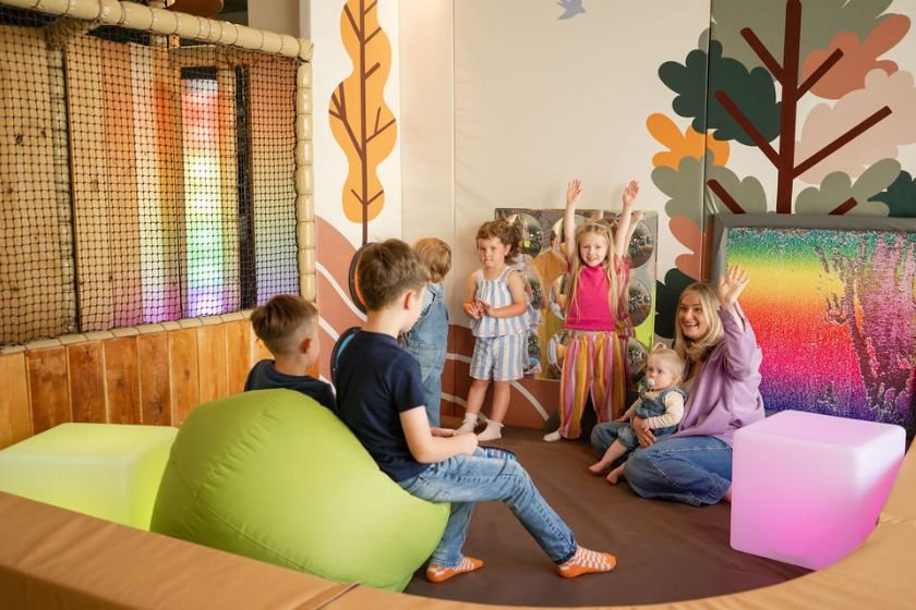 www.roeparkresort.com